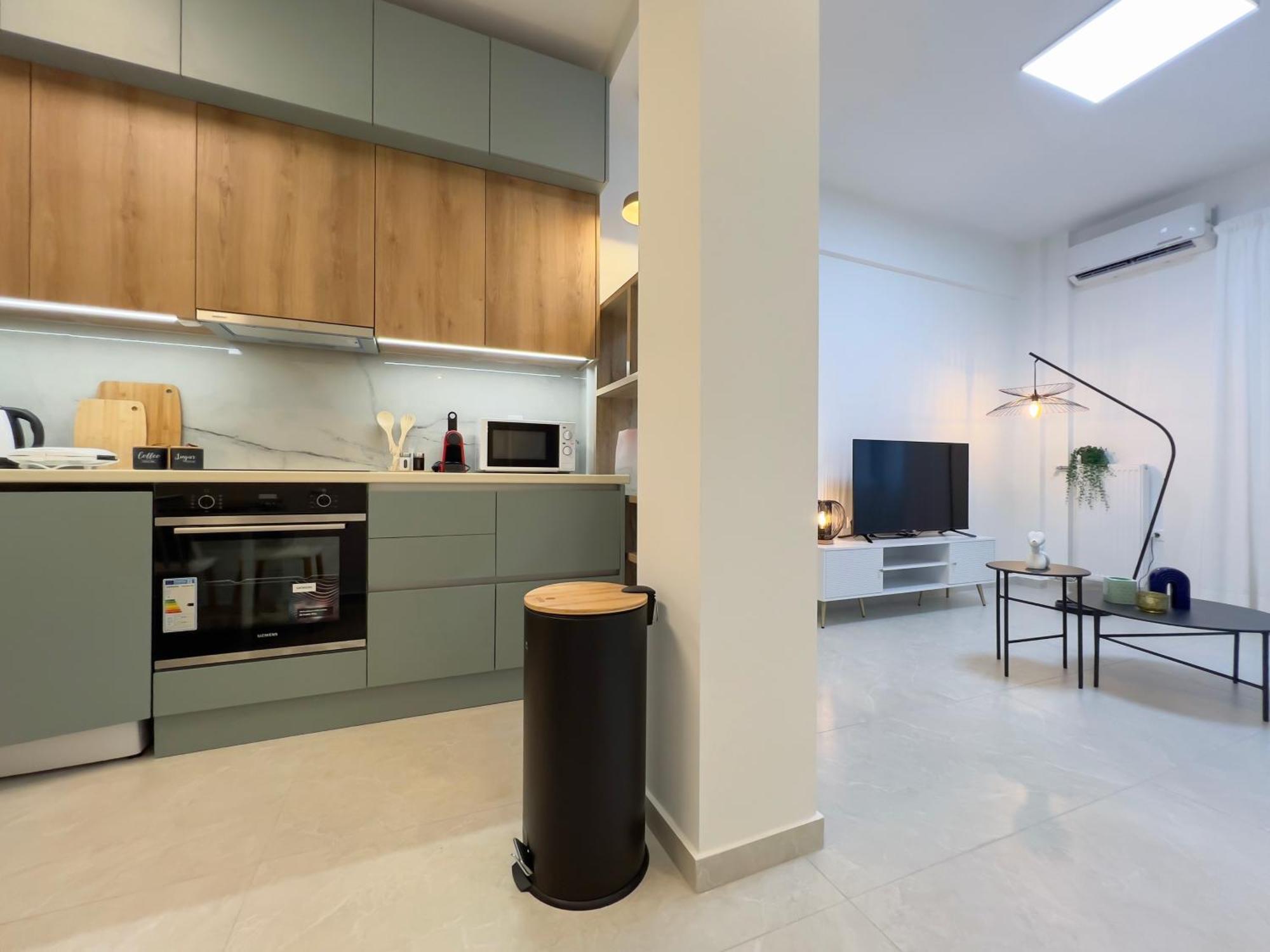 Roomy Home In Ilisia Athena Bagian luar foto